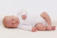 ostéopathe pour les bébés nourrissons paris 16, osteo nourrissons paris 16